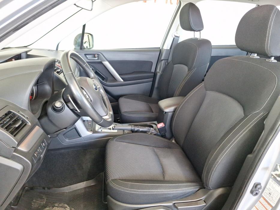 SUBARU Forester 2013