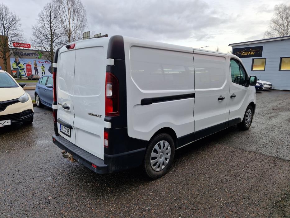 RENAULT Trafic 2015