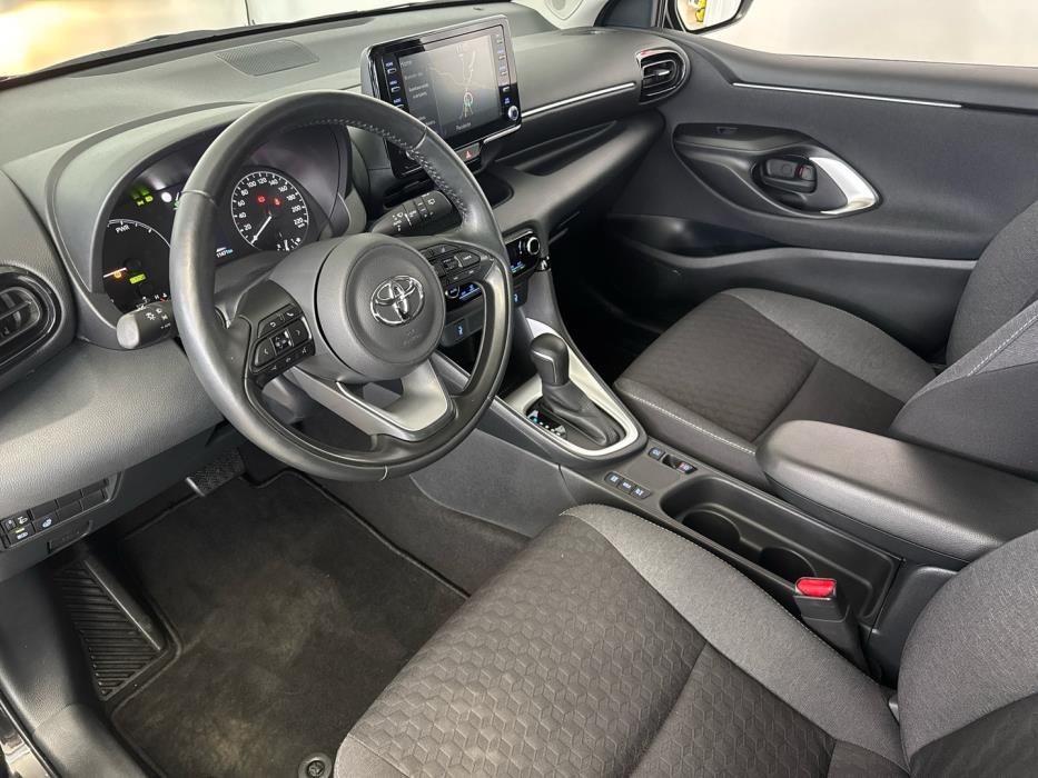 TOYOTA Yaris 2022