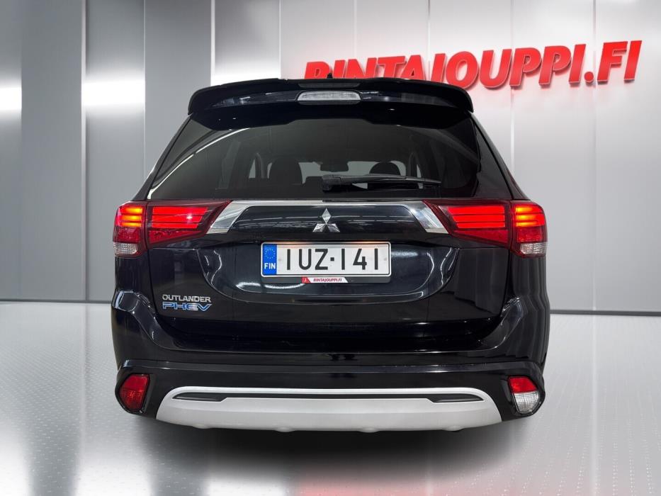 MITSUBISHI Outlander PHEV 2021