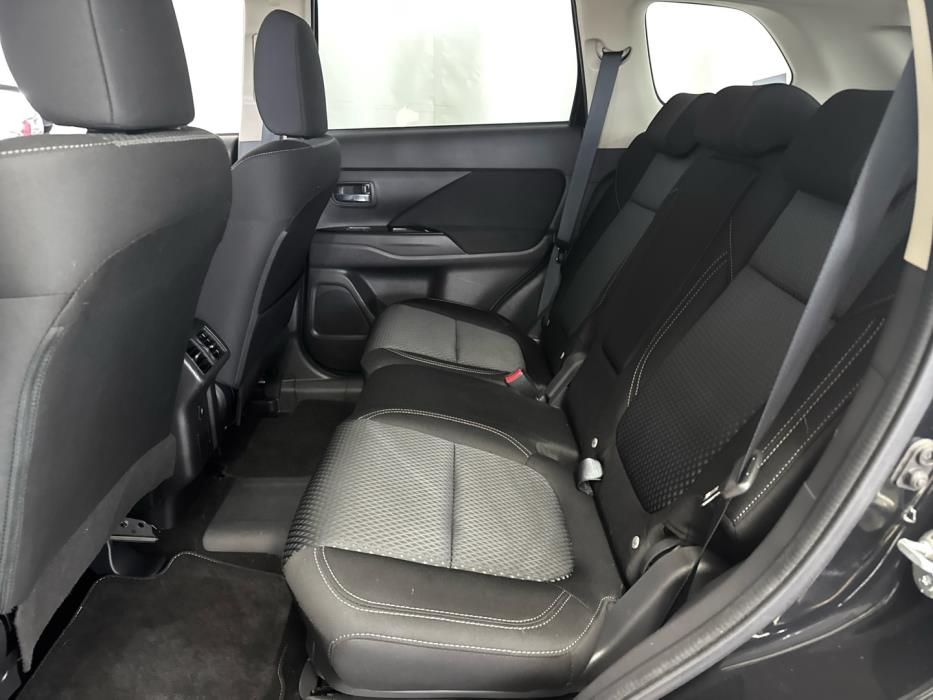 MITSUBISHI Outlander PHEV 2021