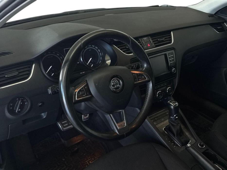 SKODA Octavia 2016
