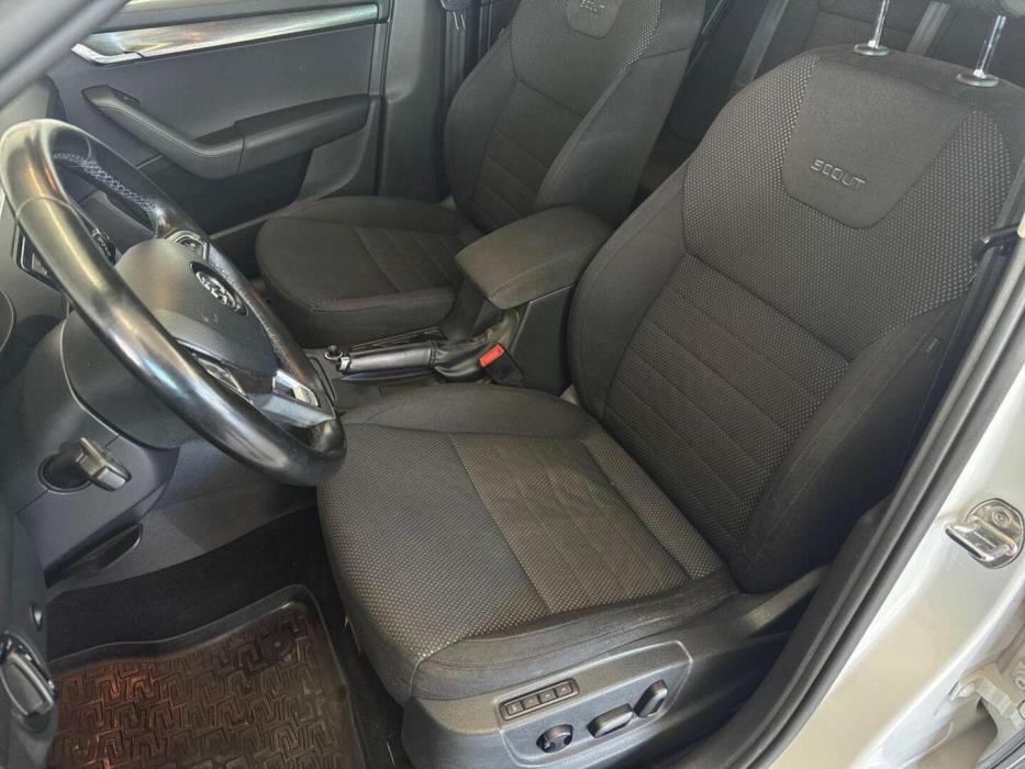 SKODA Octavia 2016