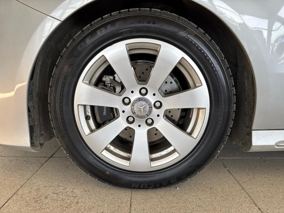 MERCEDES-BENZ B 2016