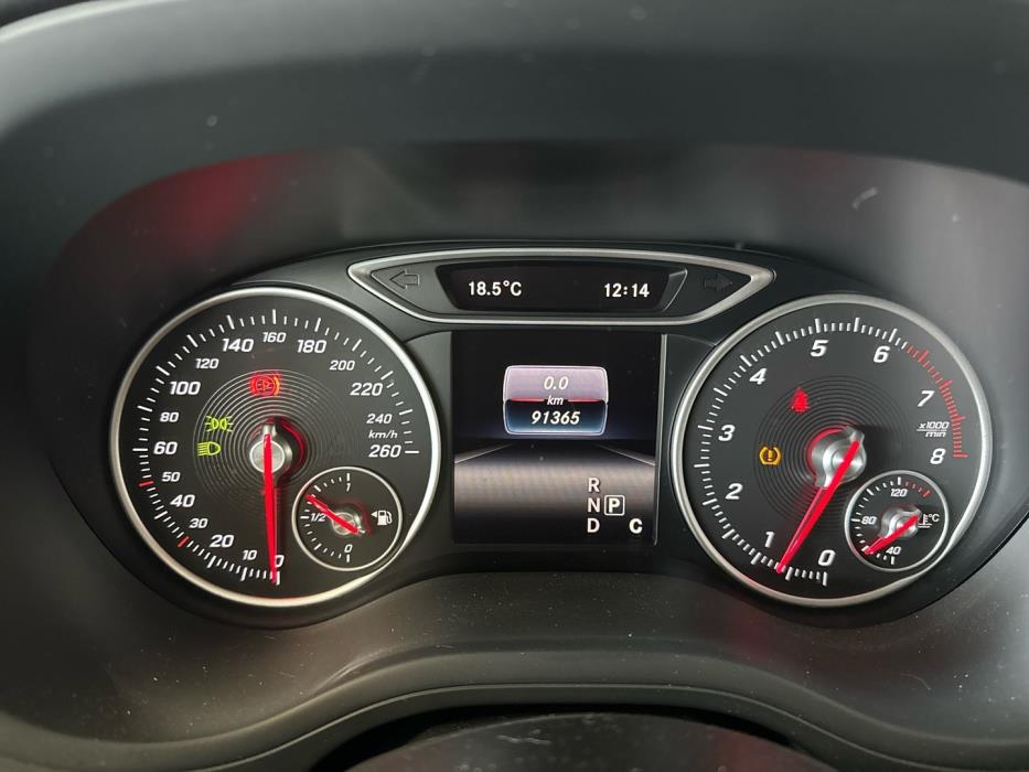 MERCEDES-BENZ B 2016