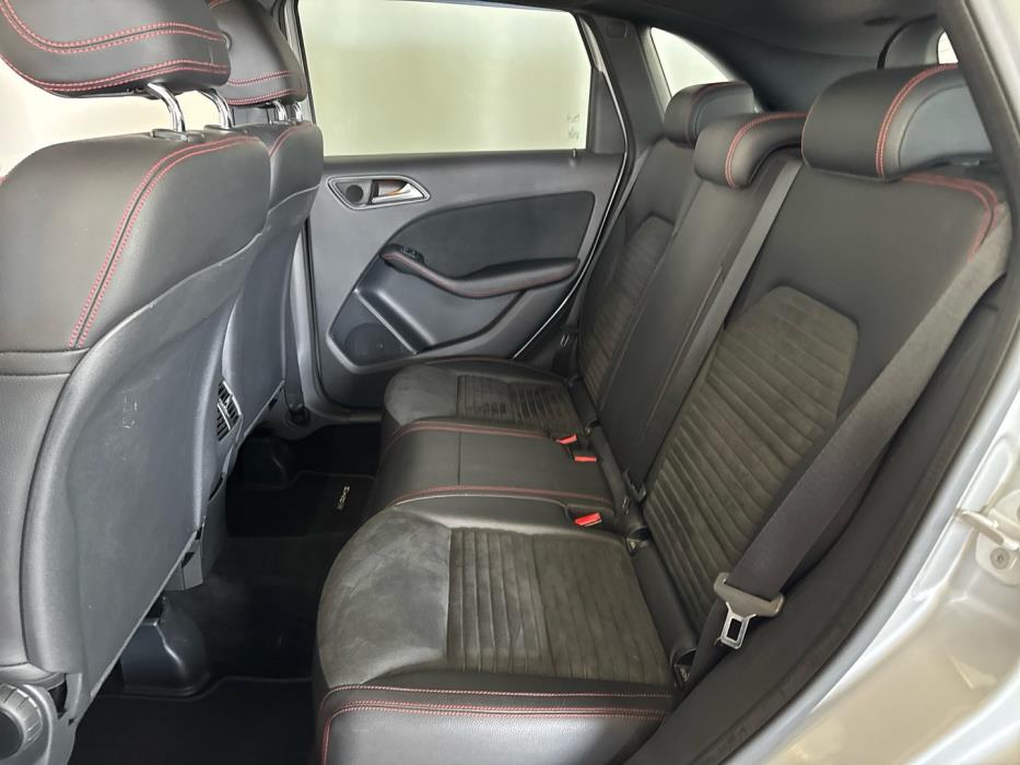 MERCEDES-BENZ B 2016