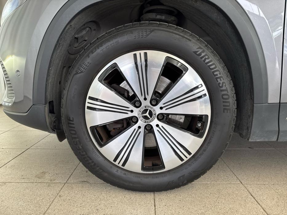 MERCEDES-BENZ EQA 2021