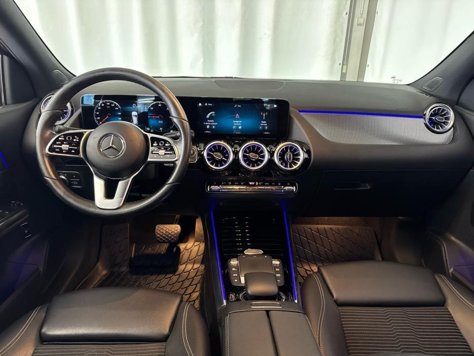 MERCEDES-BENZ EQA 2021