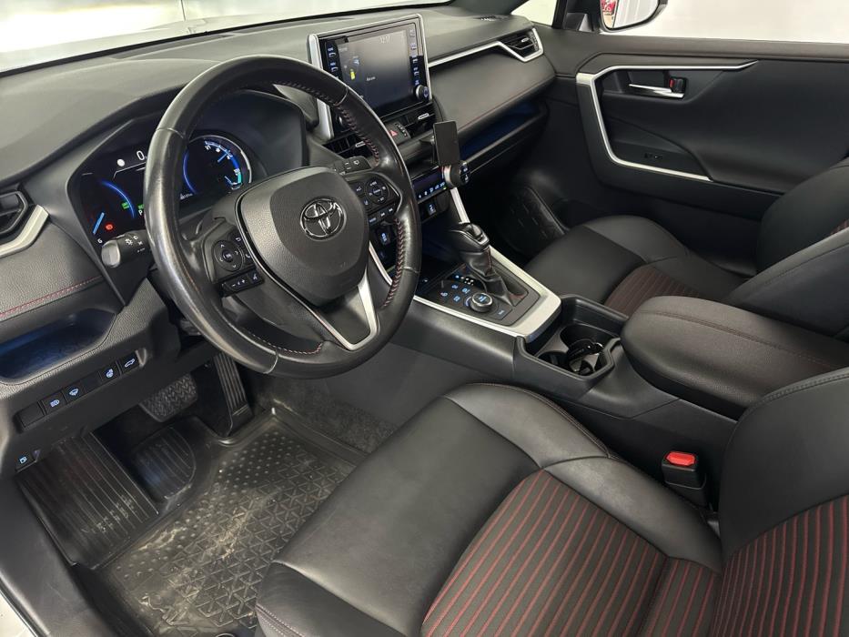 TOYOTA RAV4 Plug-in 2021