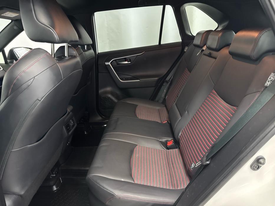 TOYOTA RAV4 Plug-in 2021