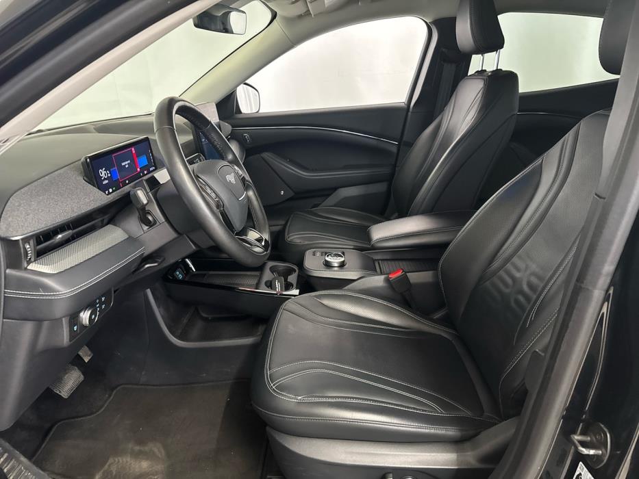 FORD Mustang Mach-E 2021