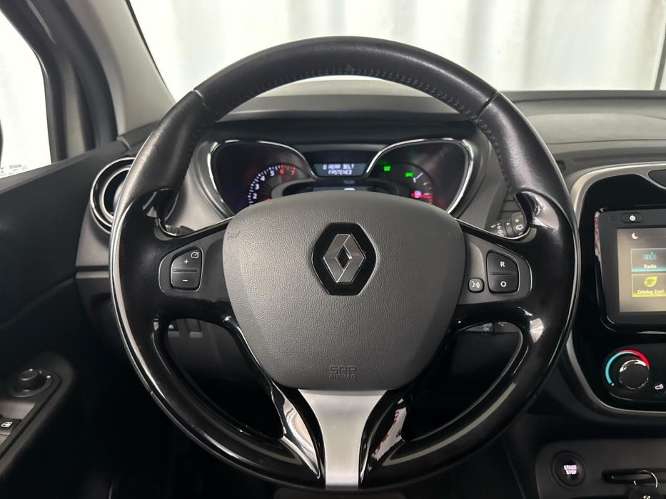 RENAULT Captur 2016