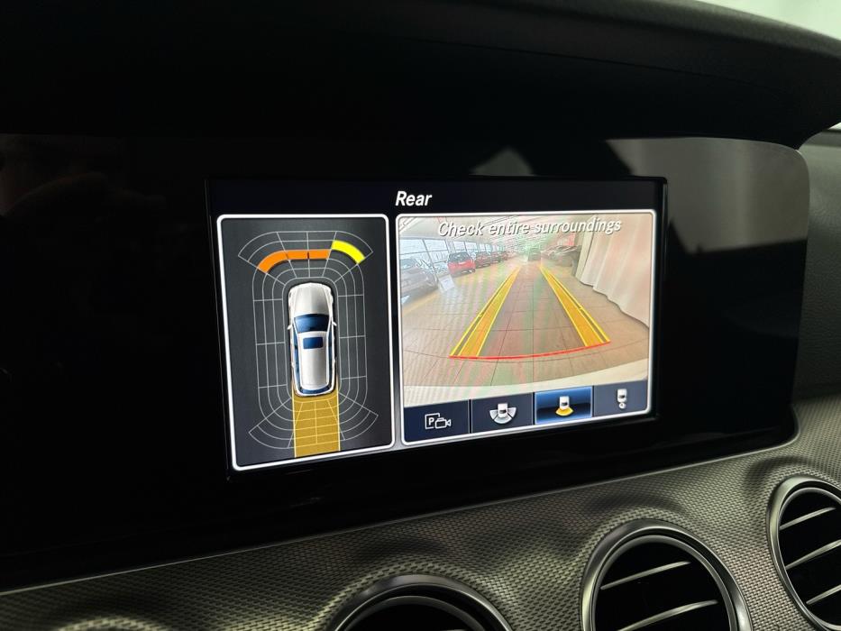 MERCEDES-BENZ E 2017