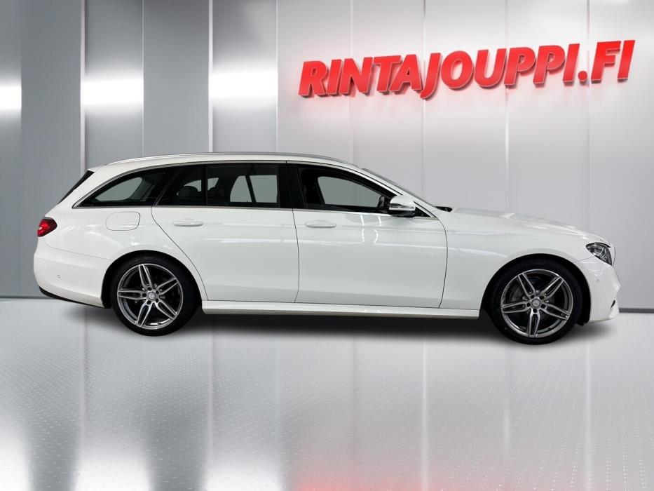 MERCEDES-BENZ E 2017