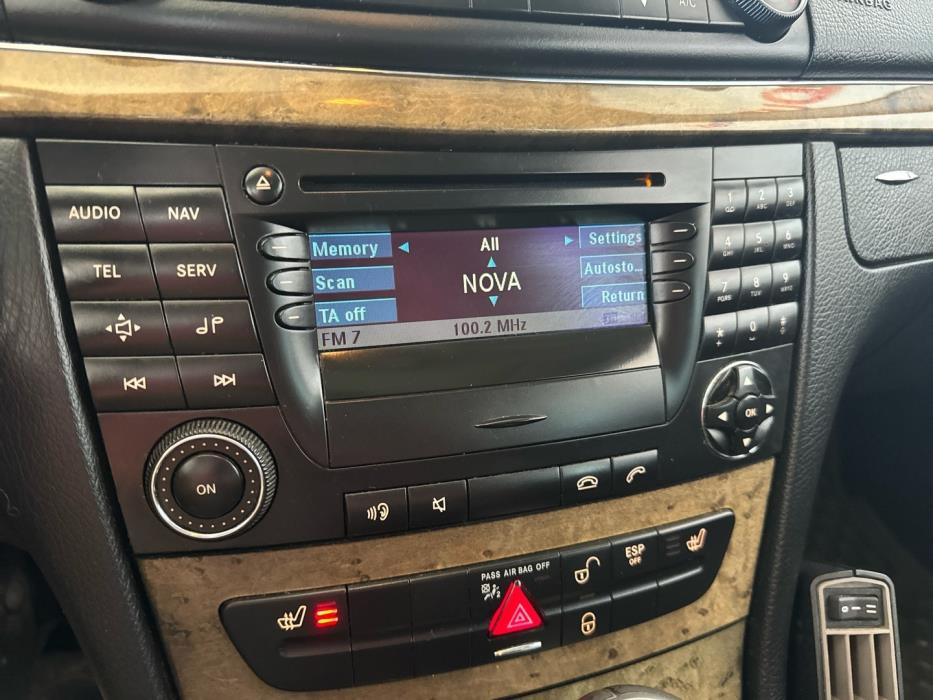 MERCEDES-BENZ E 2007