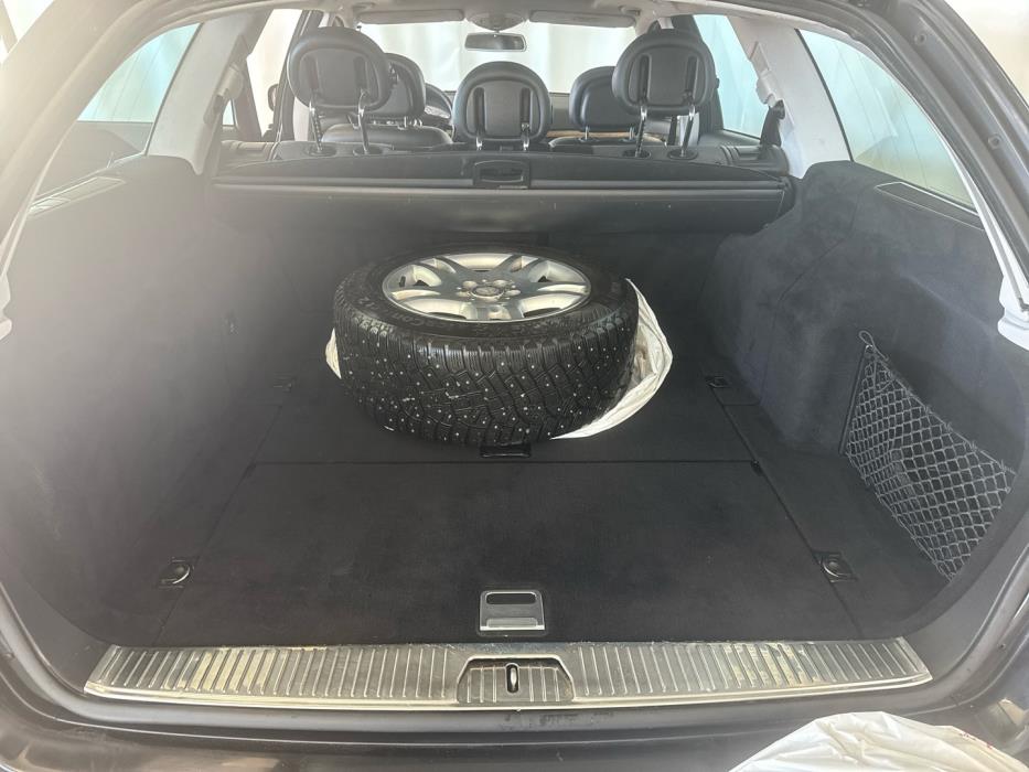 MERCEDES-BENZ E 2007