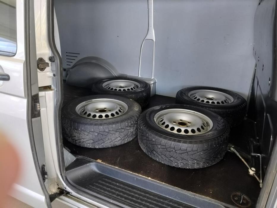 VOLKSWAGEN Transporter 2012