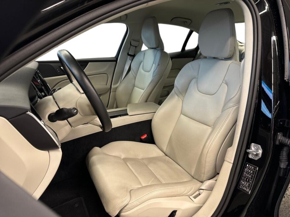 VOLVO S60 2021