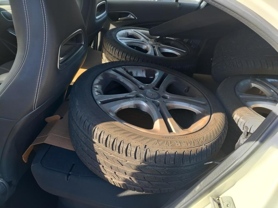 MERCEDES-BENZ A 2013