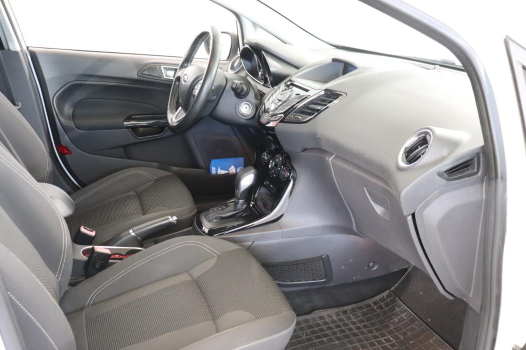 FORD Fiesta 2015