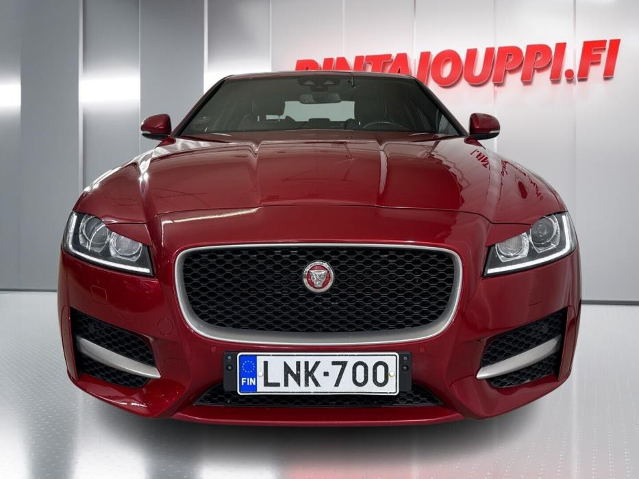 JAGUAR XF 2016