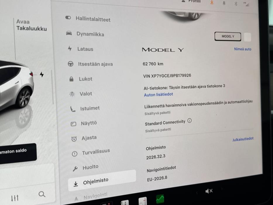 TESLA Model Y 2023