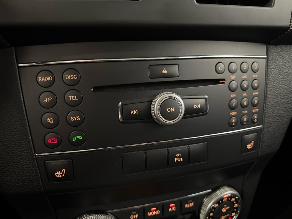 MERCEDES-BENZ GLK 2010