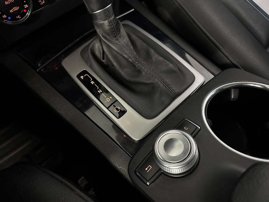 MERCEDES-BENZ GLK 2010