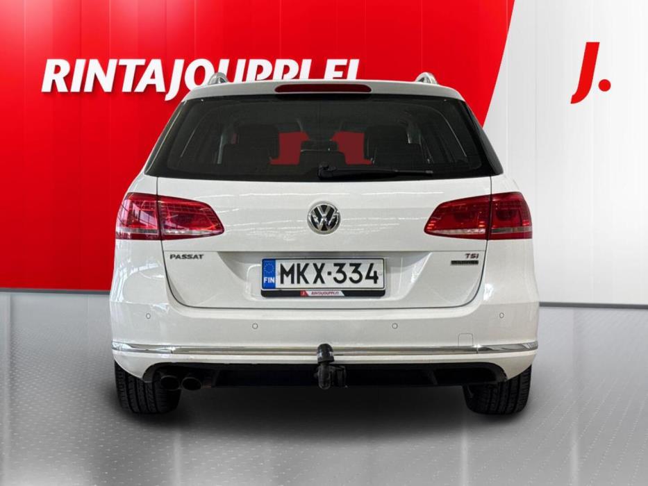 VOLKSWAGEN Passat 2012
