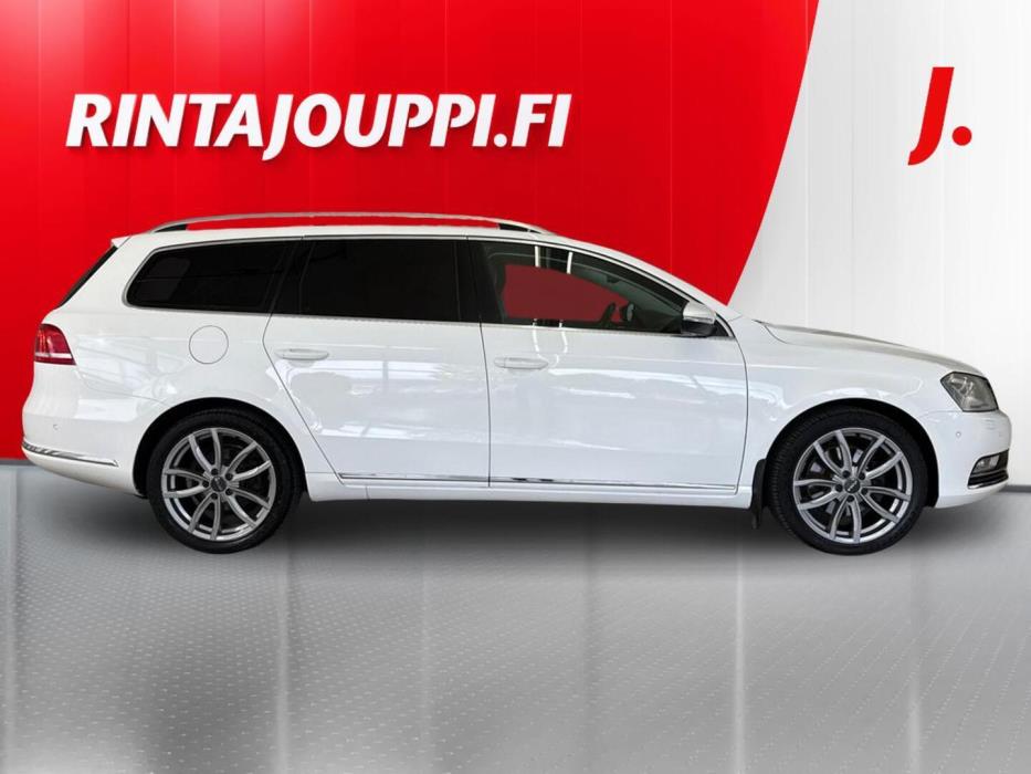 VOLKSWAGEN Passat 2012