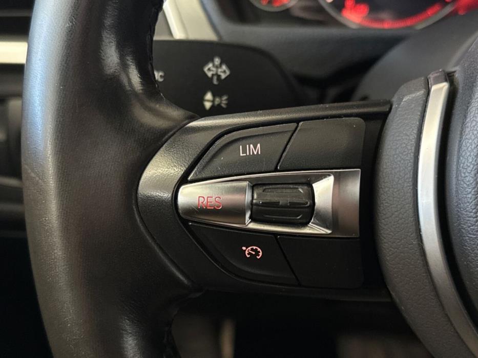 BMW 318 2019