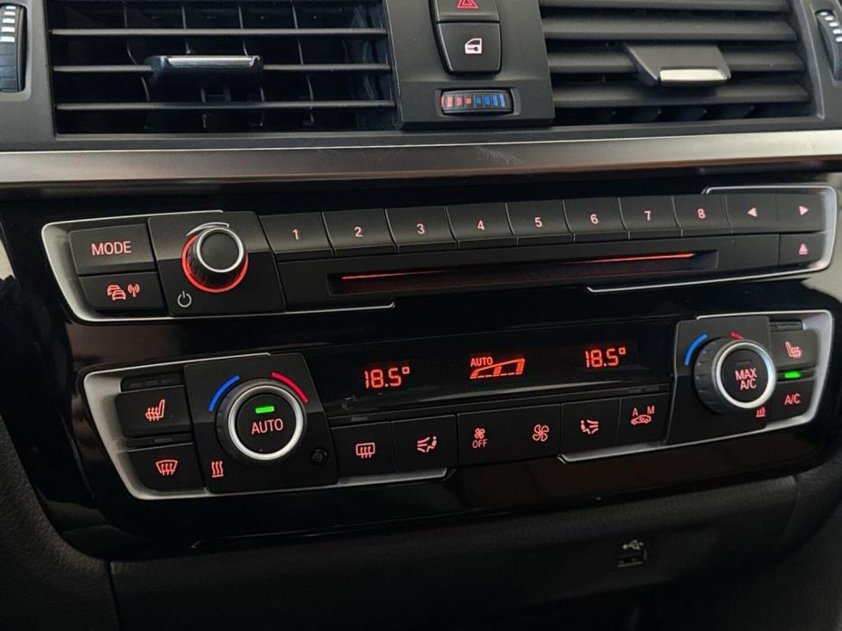 BMW 318 2019