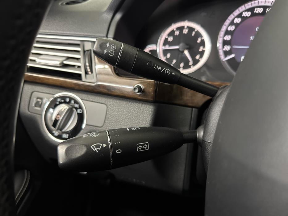 MERCEDES-BENZ E 2010