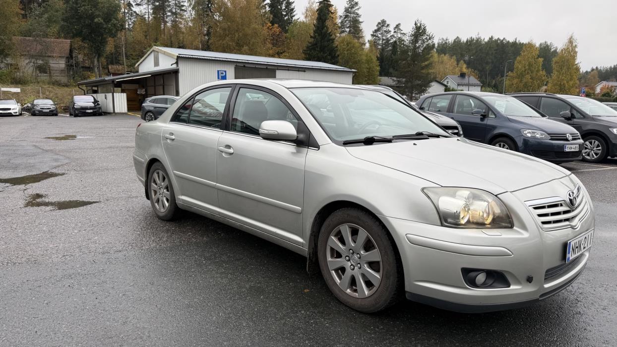 TOYOTA Avensis 2008