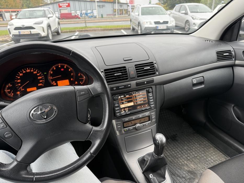 TOYOTA Avensis 2008