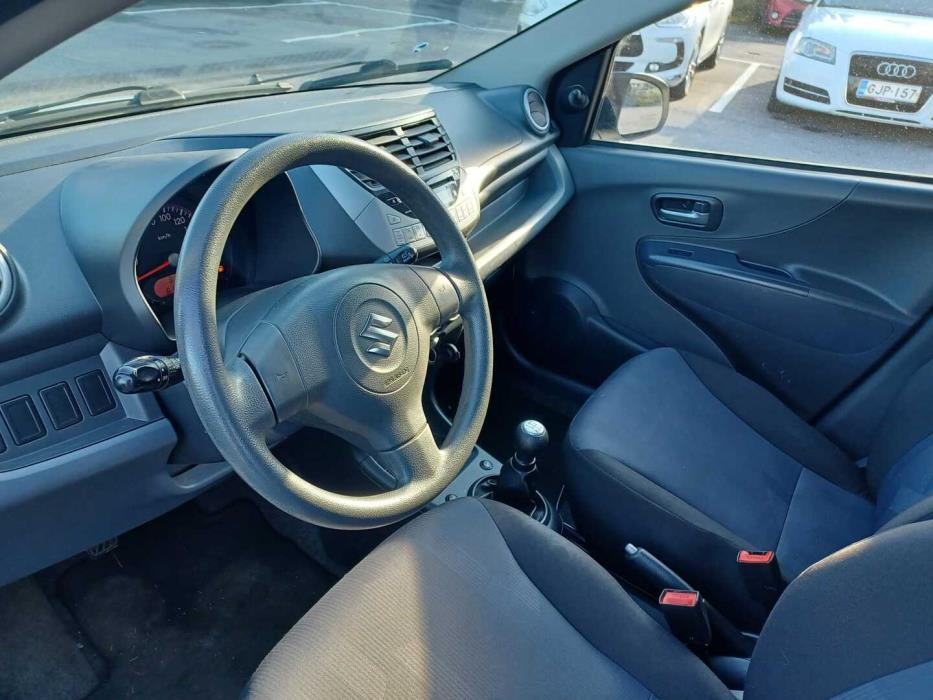 SUZUKI Alto 2012