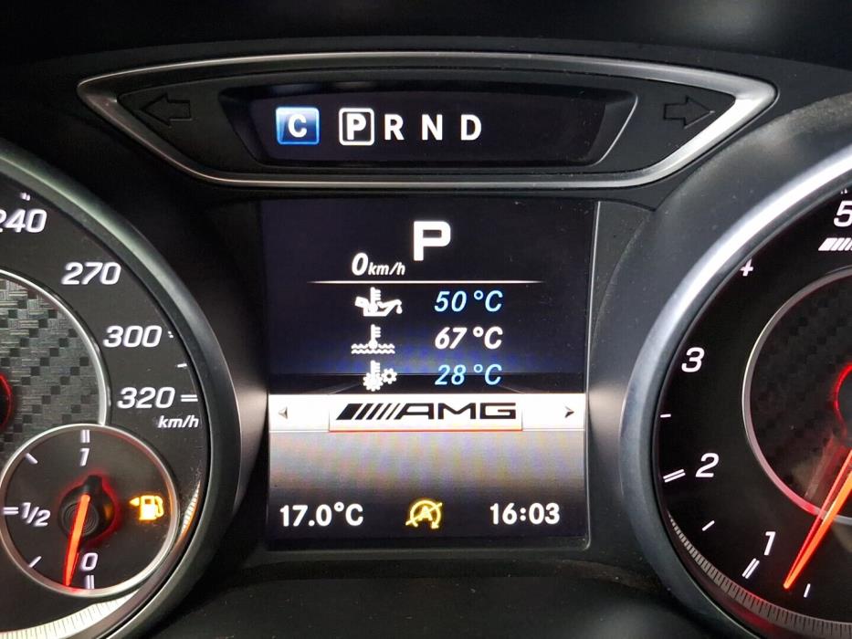 MERCEDES-BENZ A 2015