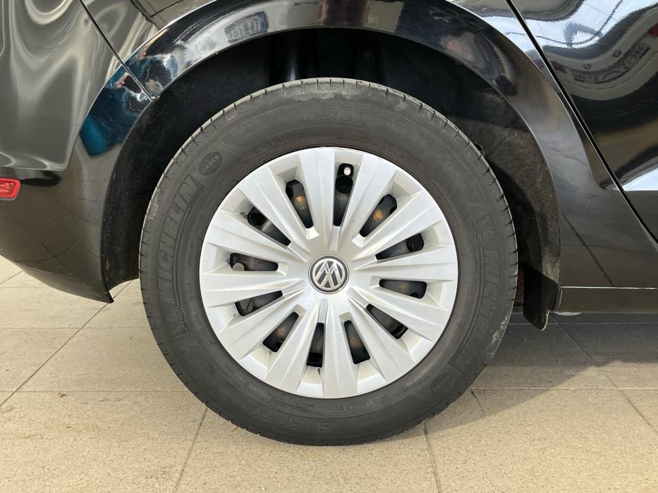 VOLKSWAGEN Golf Sportsvan 2014
