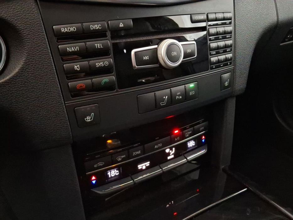 MERCEDES-BENZ E 2012