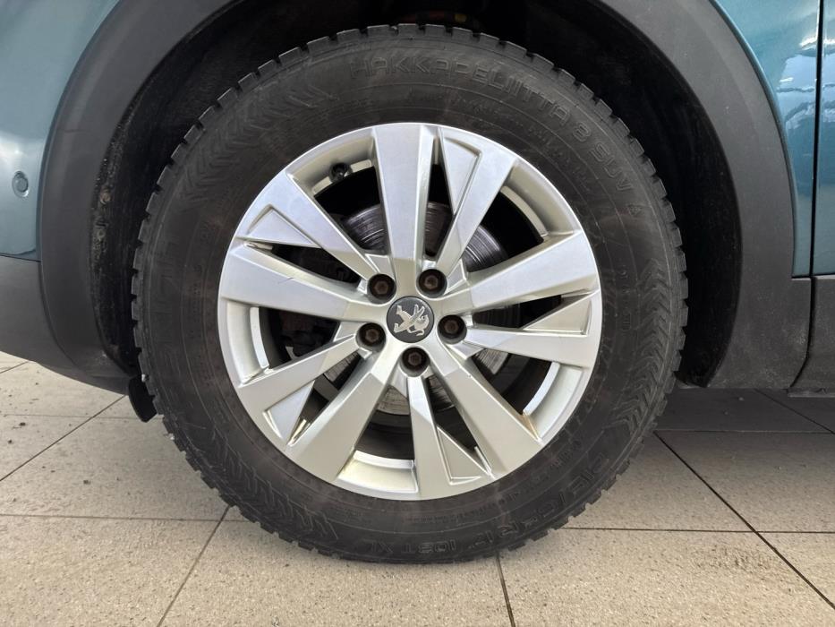 PEUGEOT 5008 2018