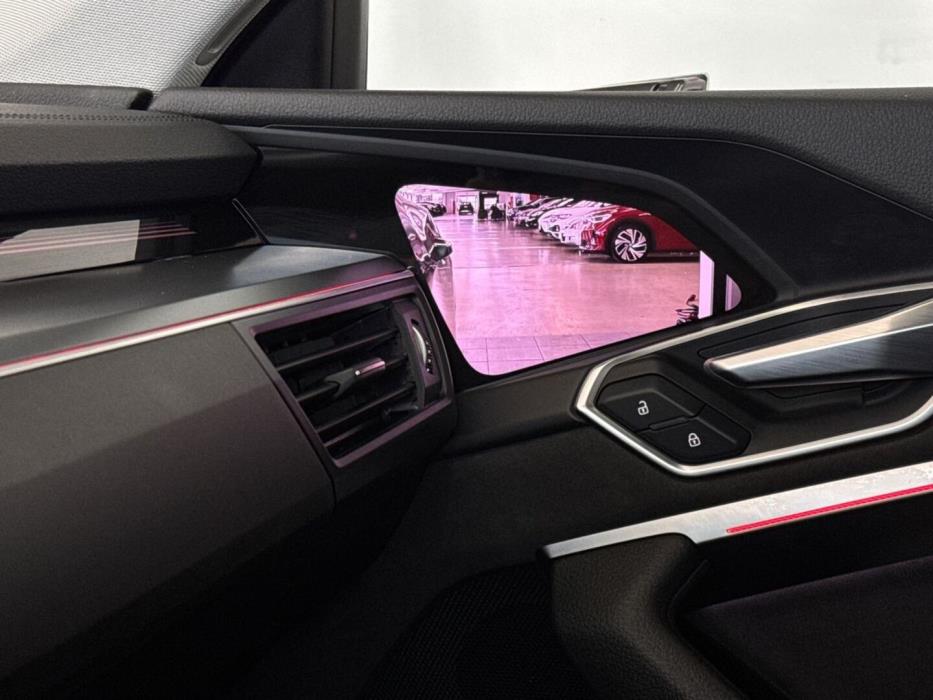 AUDI e-tron 2020