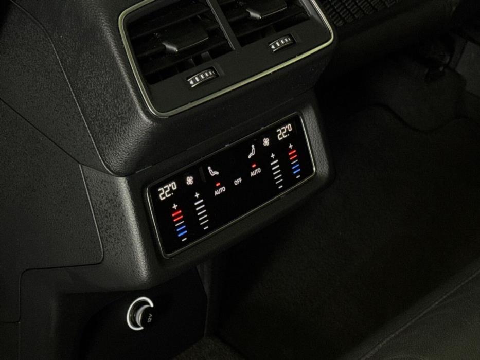 AUDI e-tron 2020