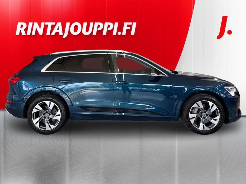 AUDI e-tron 2020
