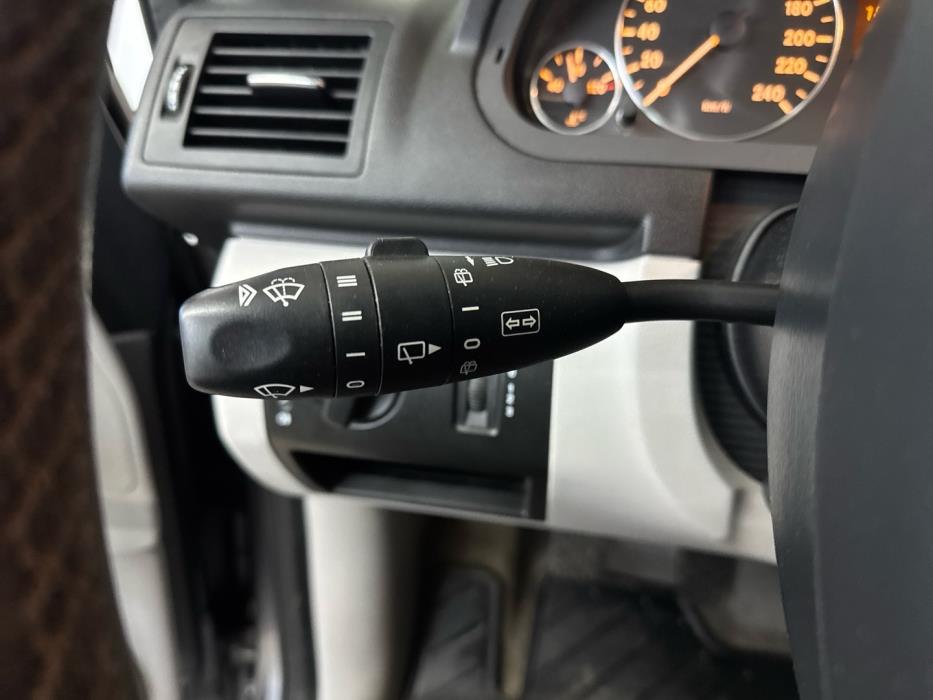 MERCEDES-BENZ A 2012