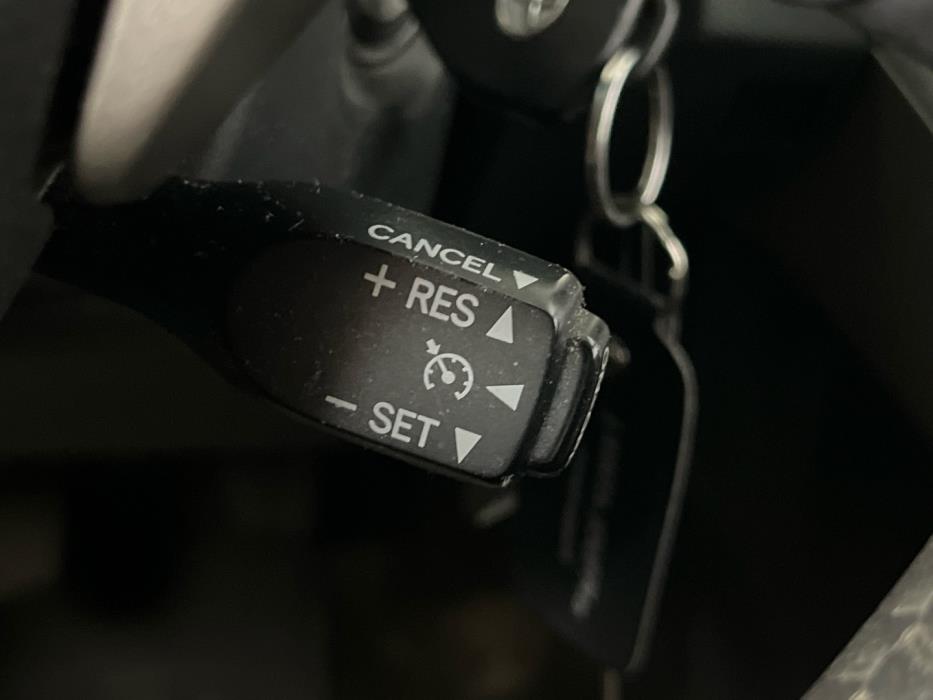 TOYOTA Auris 2007