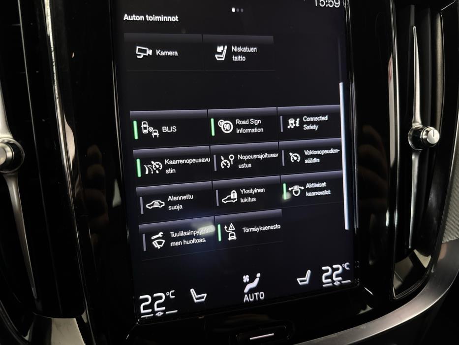 VOLVO V60 2020