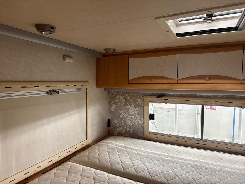 ADRIA Coral 660 DP 2004