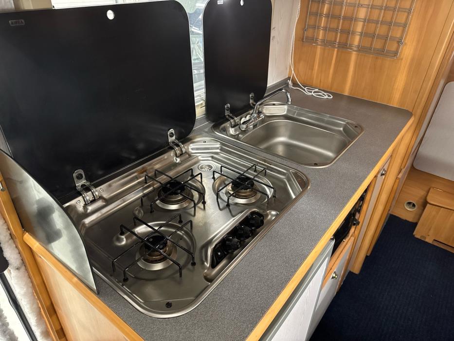 ADRIA Coral 660 DP 2004