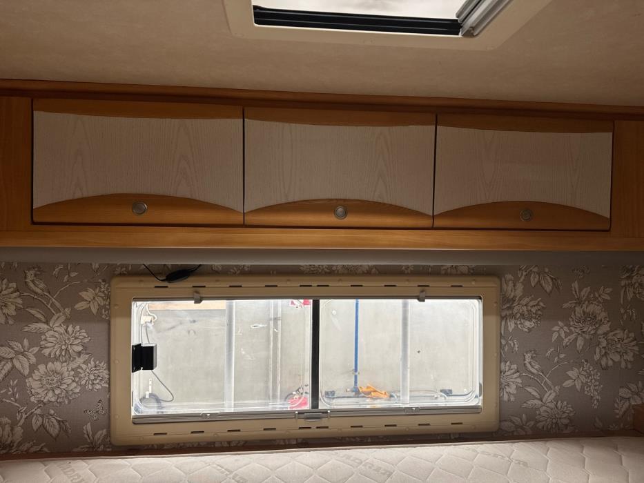 ADRIA Coral 660 DP 2004