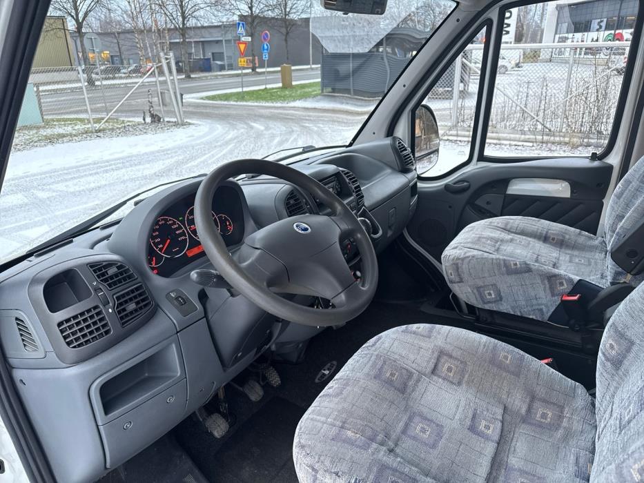 ADRIA Coral 660 DP 2004